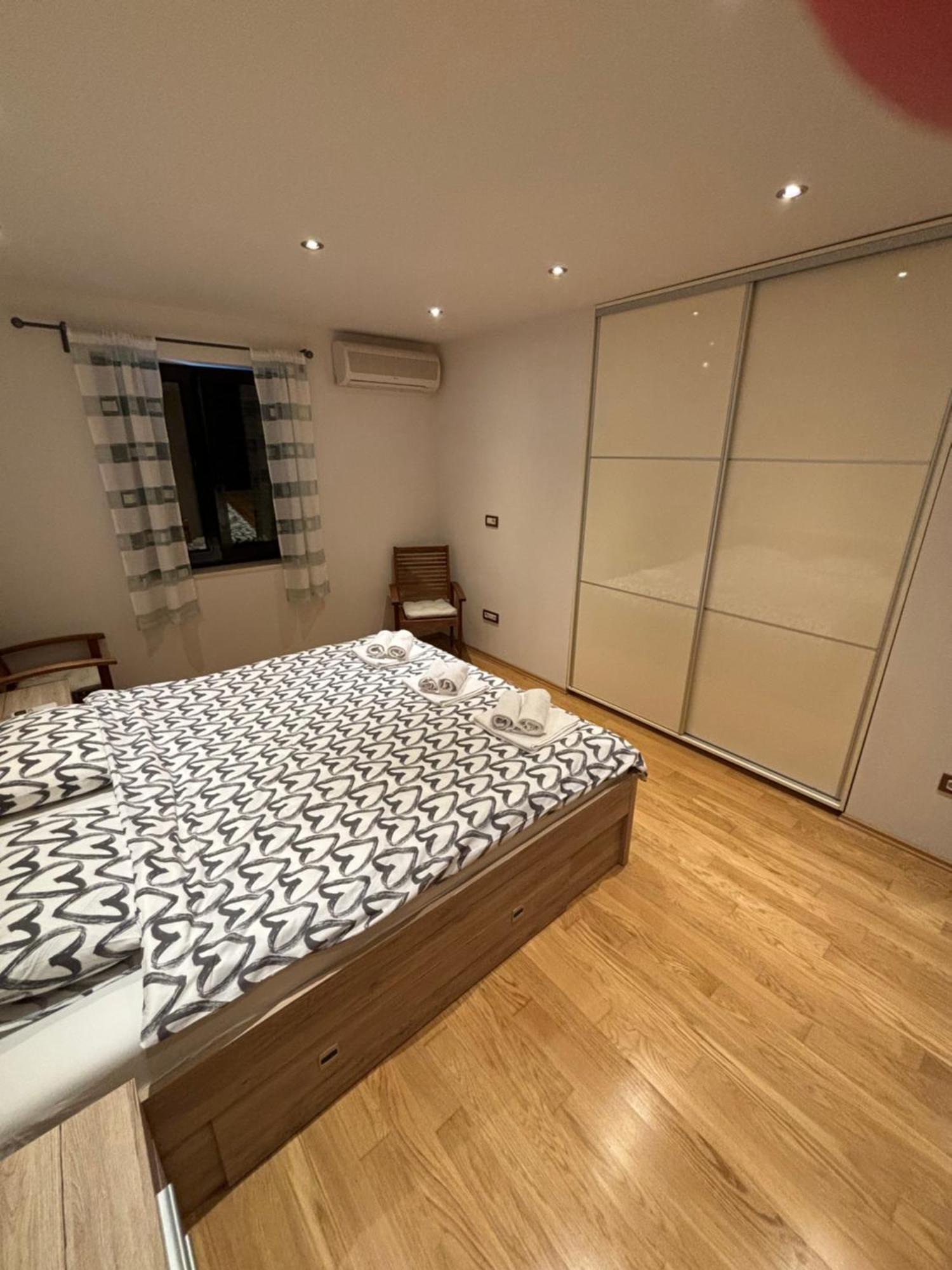 Apartment Verano ニヴィーチェ エクステリア 写真