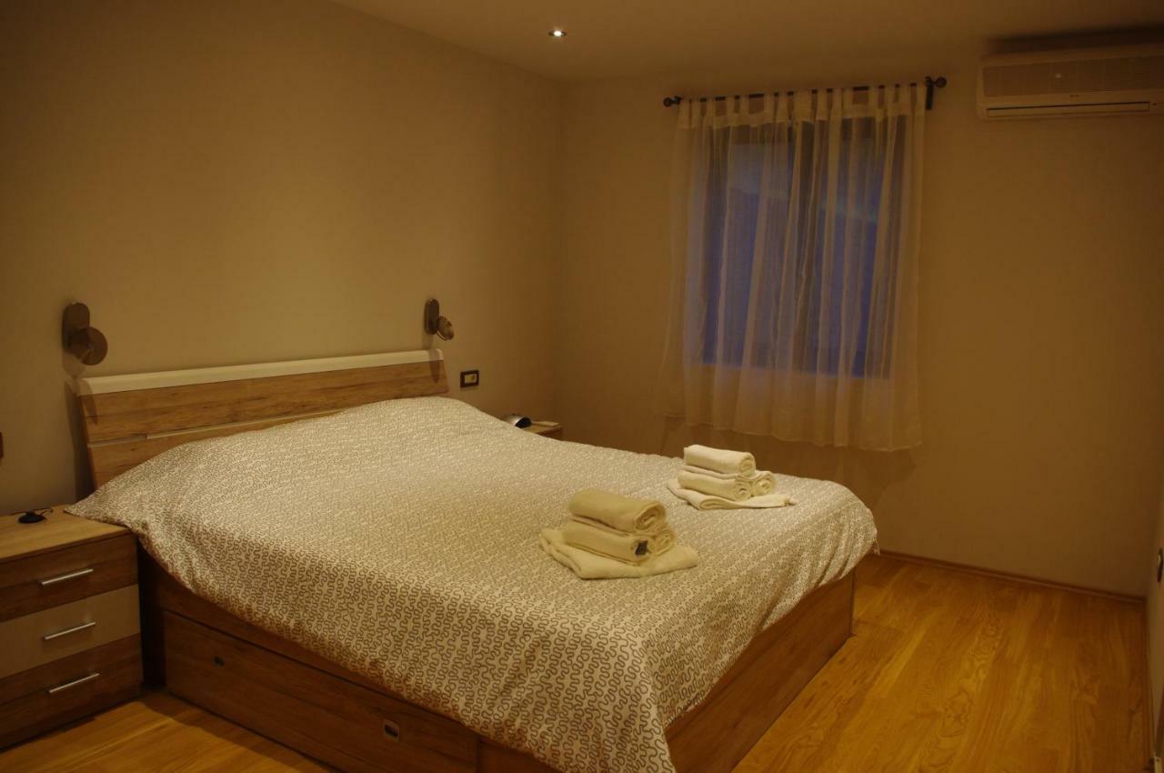 Apartment Verano ニヴィーチェ エクステリア 写真