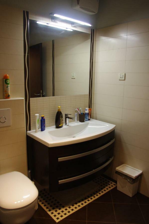 Apartment Verano ニヴィーチェ エクステリア 写真