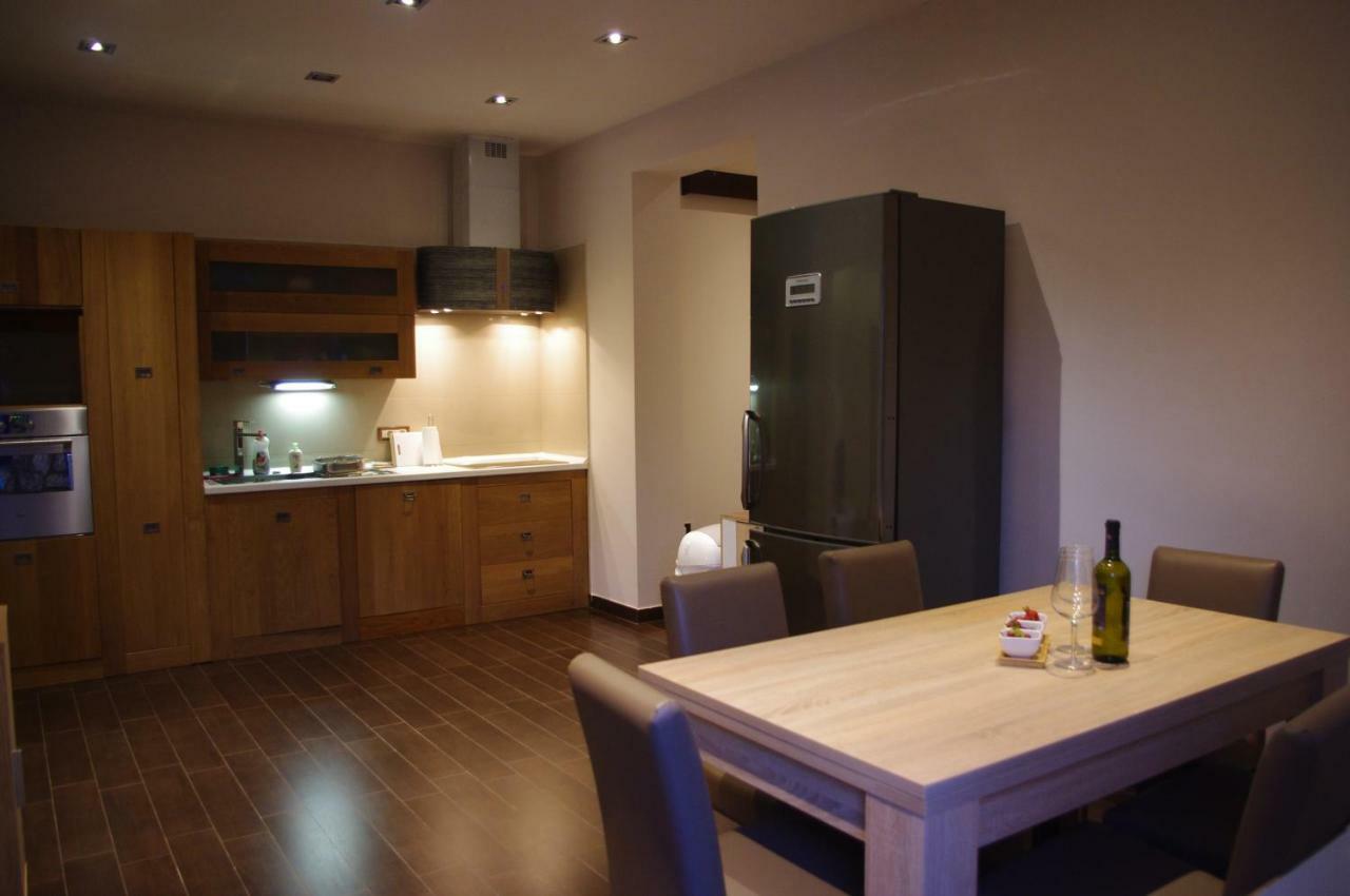 Apartment Verano ニヴィーチェ エクステリア 写真